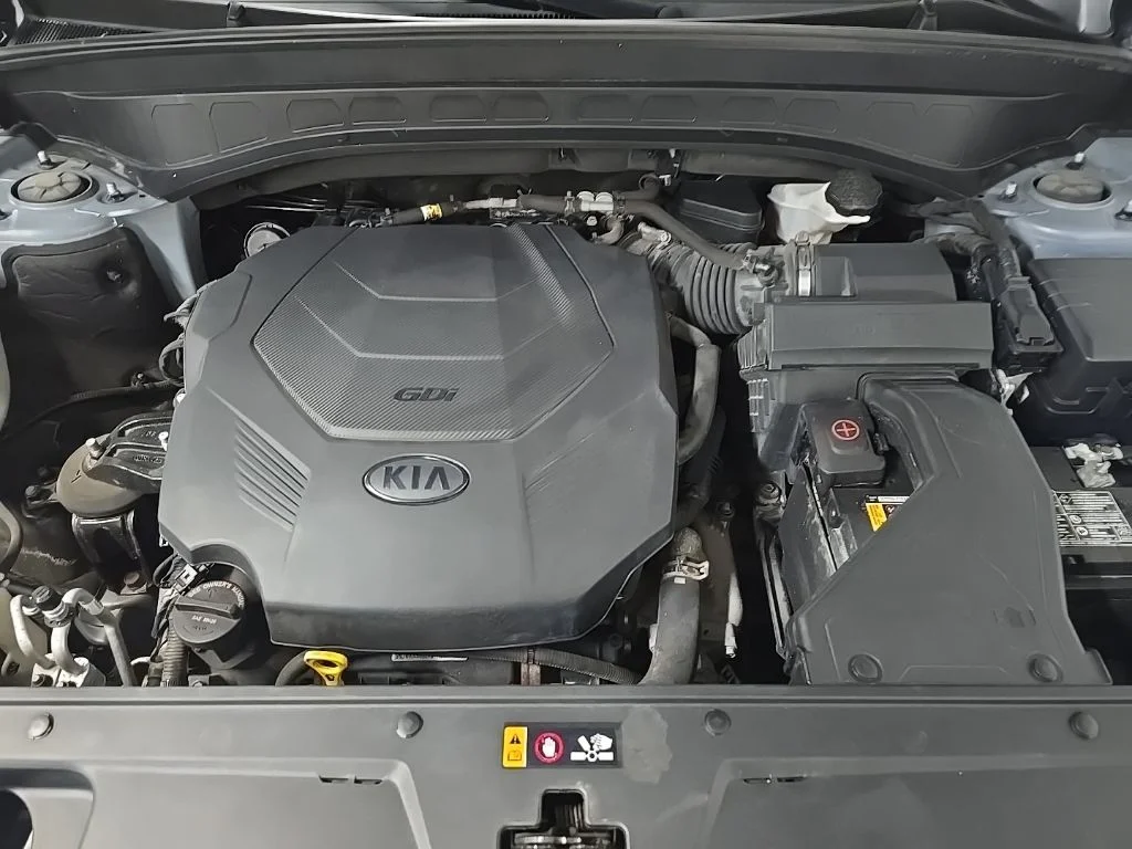 Used 2020 Silver Kia S image 15