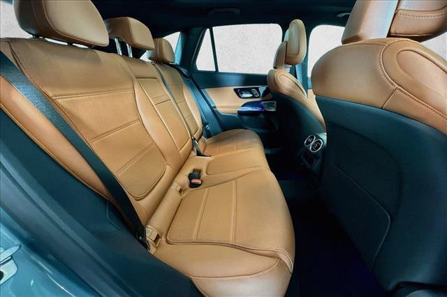 New 2026 Verde Silver Metallic Mercedes-Benz GLC 300 image 55