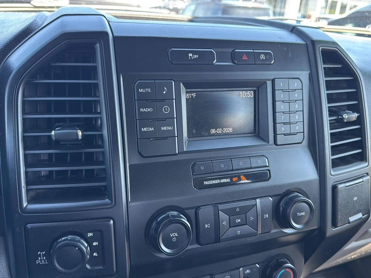 Used 2020 Oxford White Ford XL image 5