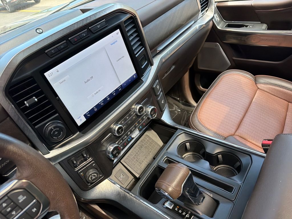 Used 2021  Ford King Ranch image 19