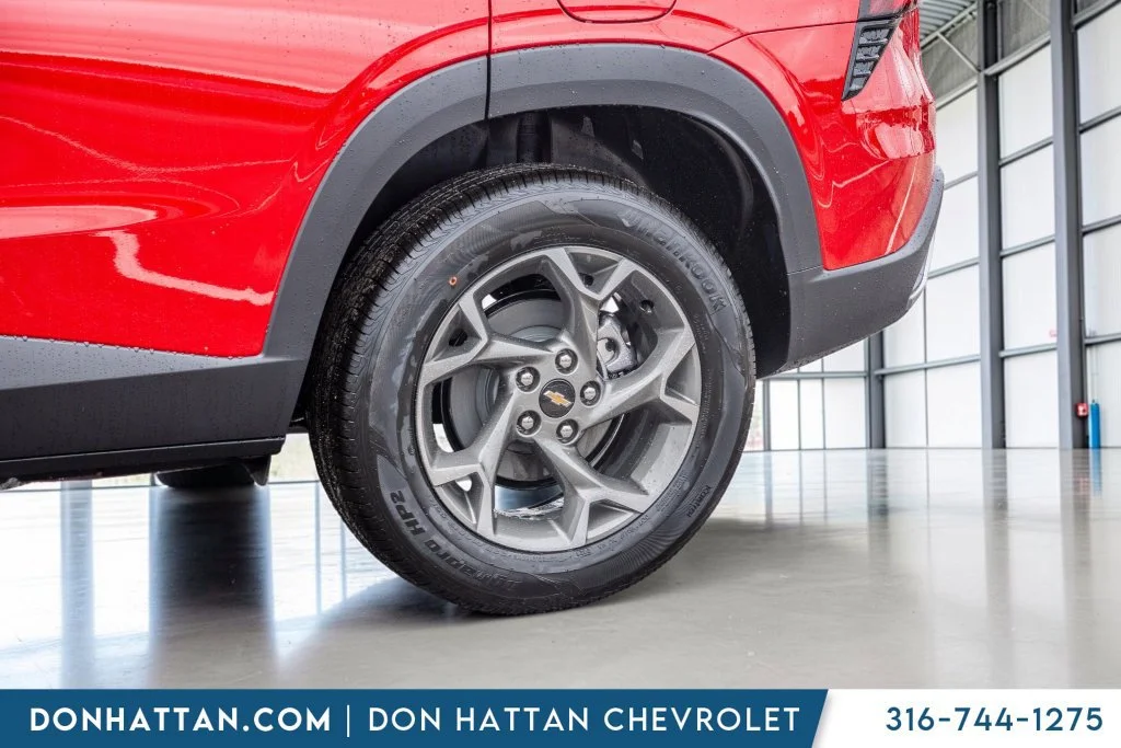 2026 Chevrolet Trax LT - Photo 36