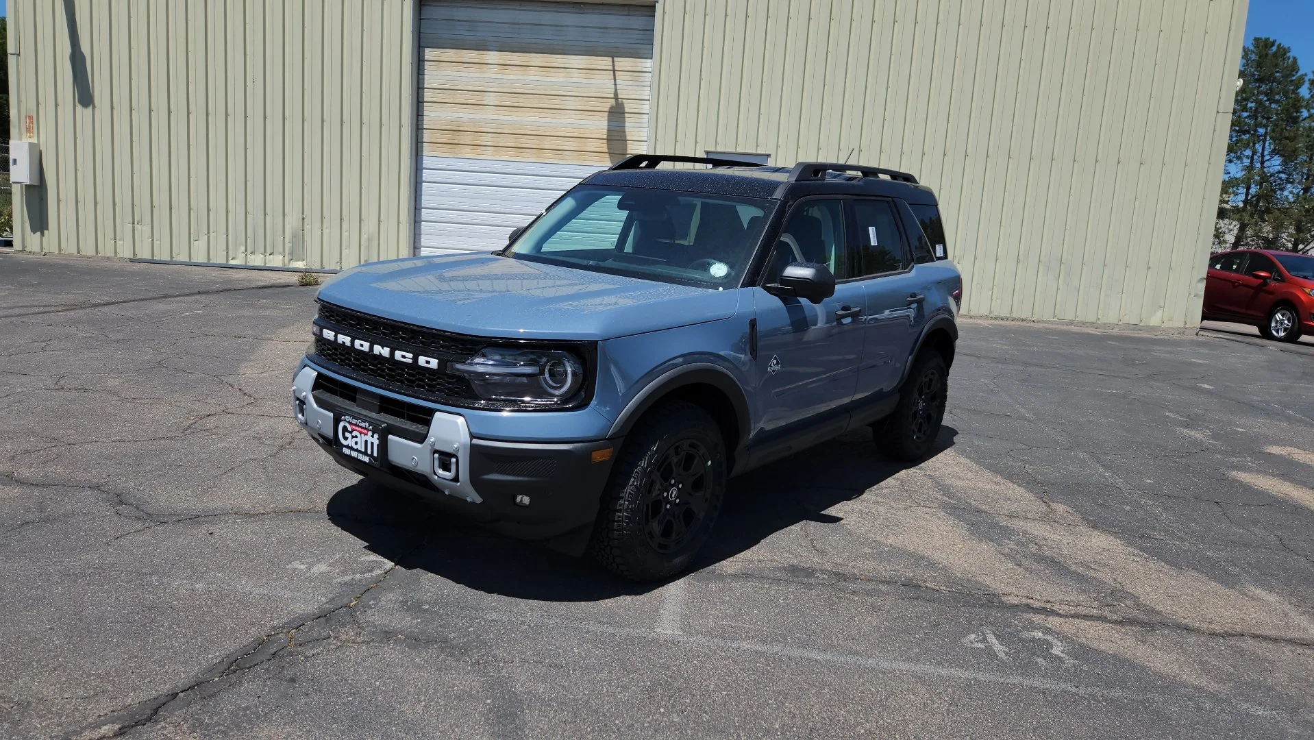 New 2026 Azure Gray Metallic Tri-Coat Ford Outer Banks image 2