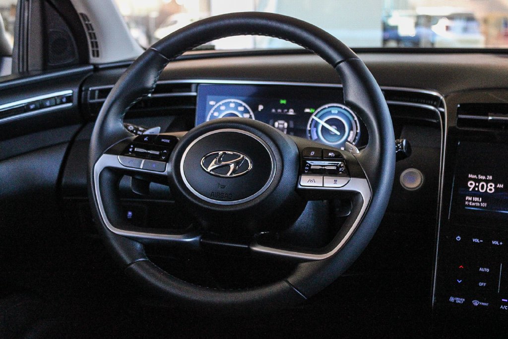 2023 Hyundai Tucson Limited - Photo 17
