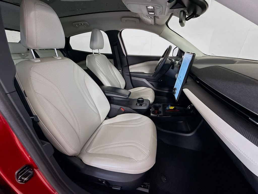 Used 2021 Rapid Red Metallic Tinted Clearcoat Ford Premium image 30