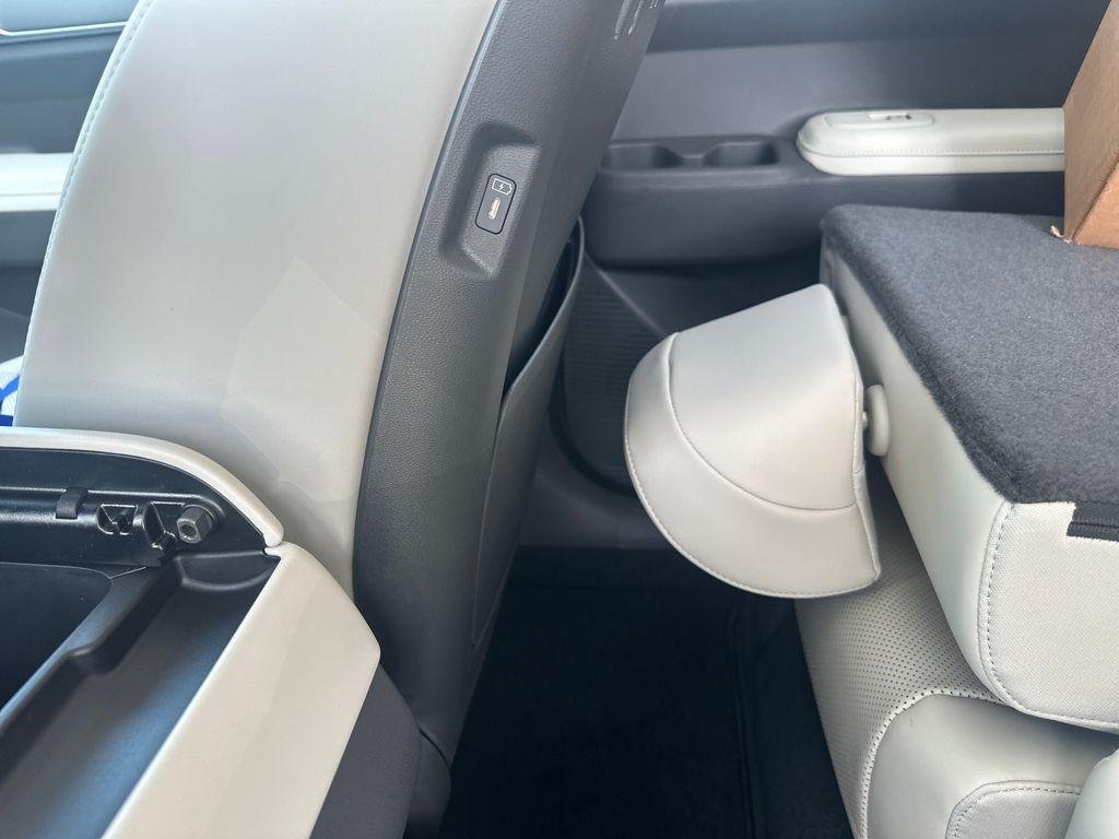 New 2026 Green Hyundai SEL AWD image 30