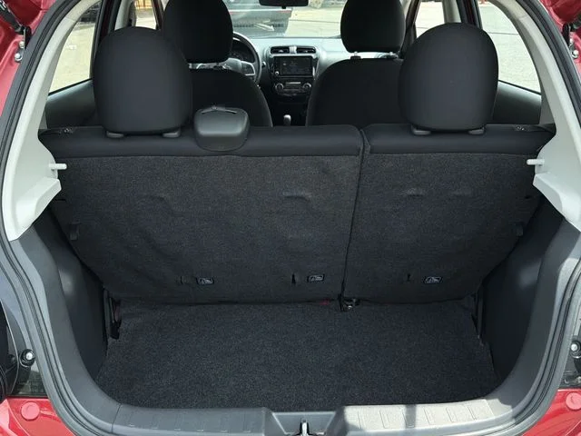 Used 2024  Mitsubishi ES image 37