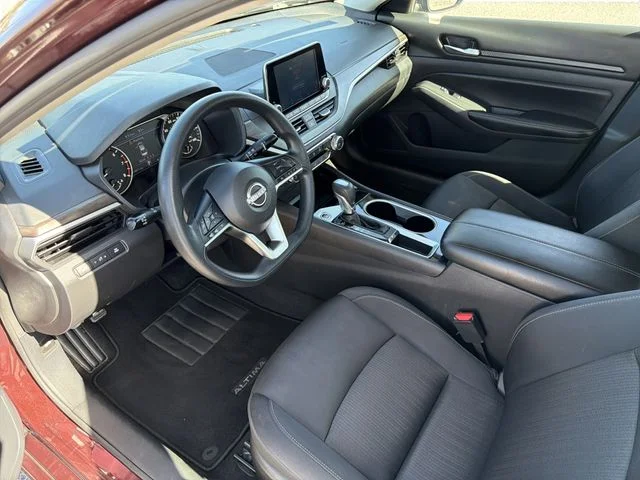 Used 2024 Red Nissan 2.5 SV image 20