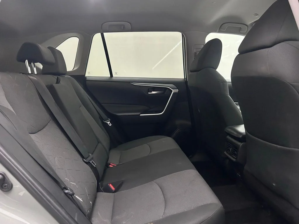 Used 2023  Toyota XLE image 15