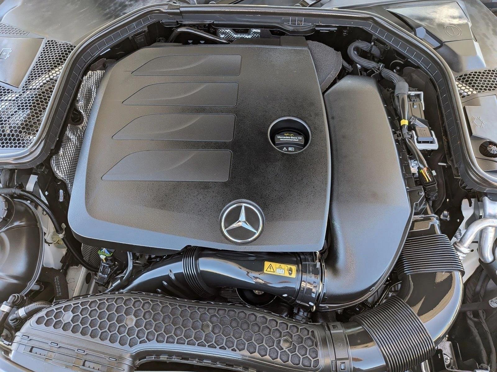 Used 2021 Designo Diamond White Metallic Mercedes-Benz C 300 image 23