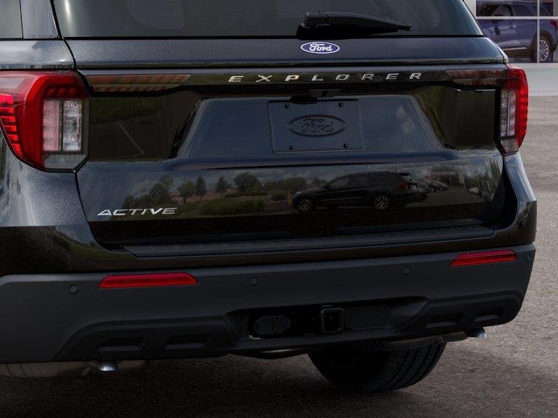 New 2027 Agate Black Metallic Ford Active image 23