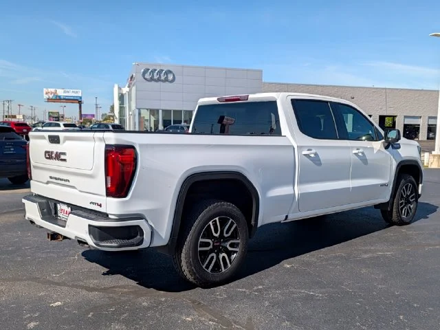 Used 2023 White GMC AT4 image 9