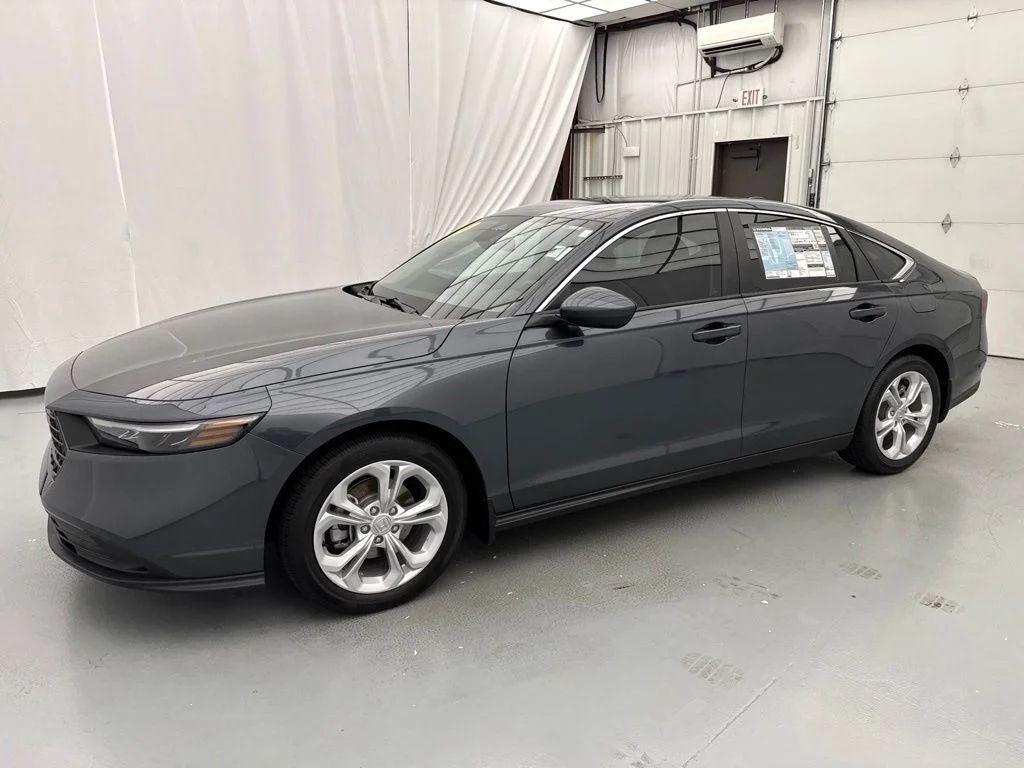 New 2026 Meteorite Gray Metallic Honda LX image 3