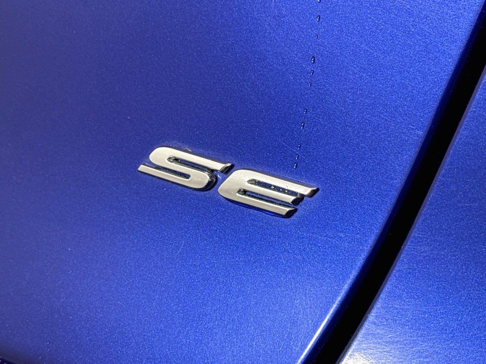 Used 2016 Deep Impact Blue Ford SE image 14