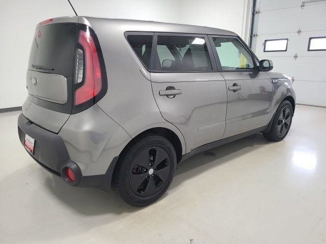 Used 2015 Titanium Gray Kia  image 28