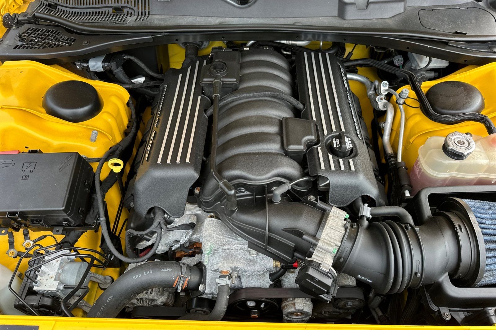 Used 2017 Yellow Dodge R/T image 33