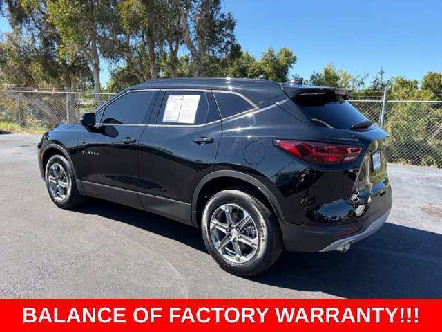 Used 2023 BLACK Chevrolet LT image 4