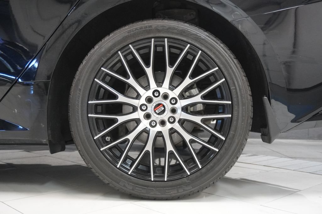 Used 2023 Black Kia GT-Line image 36