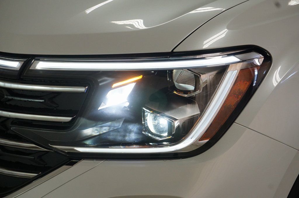 2026 Volkswagen Atlas SE w/Tech - Photo 35