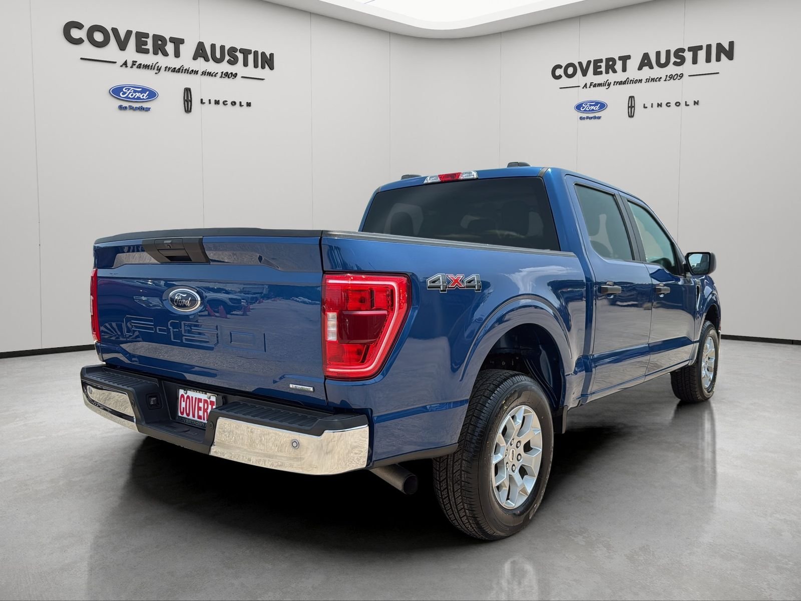 Used 2023 Blue Ford XLT image 5