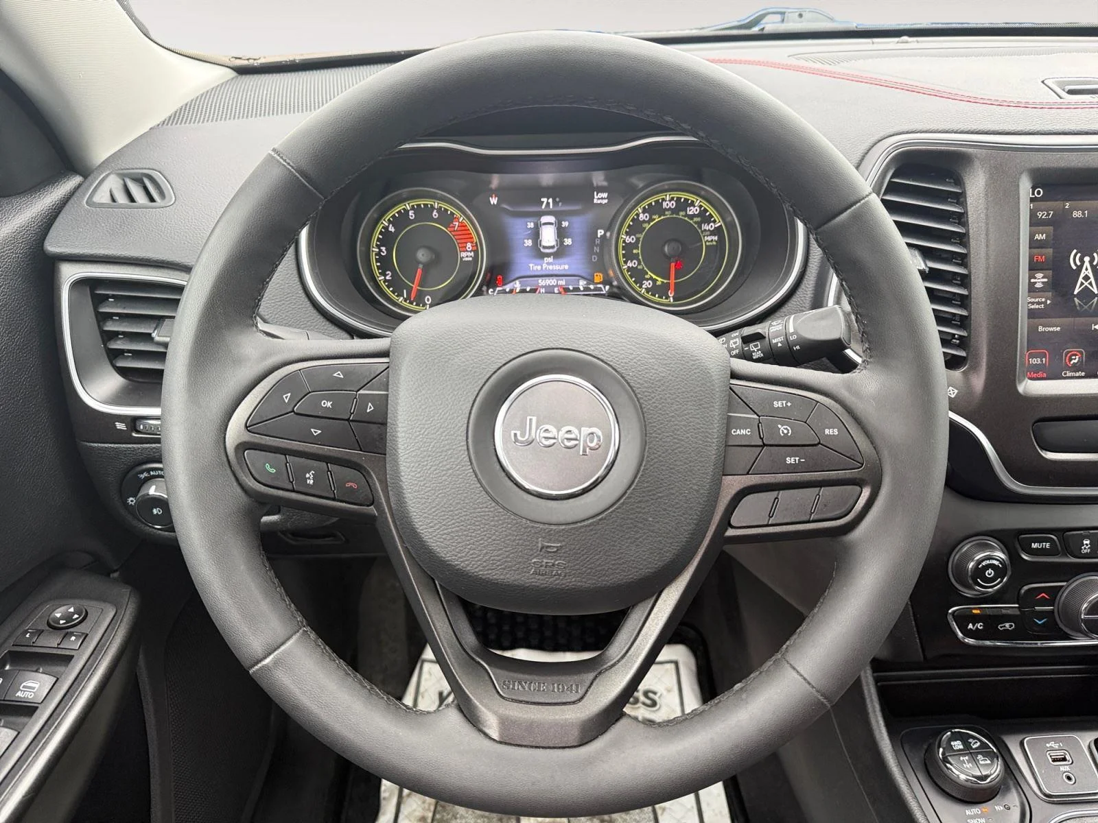 Used 2022 Granite Crystal Metallic Jeep Trailhawk image 16