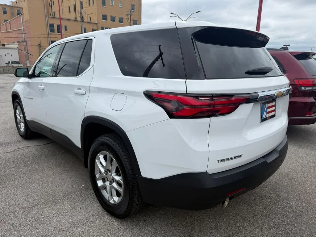 Used 2022 White Chevrolet LS image 22
