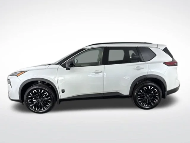 New 2026 Everest White Pearl TriCoat Nissan Dark Armor™ image 8