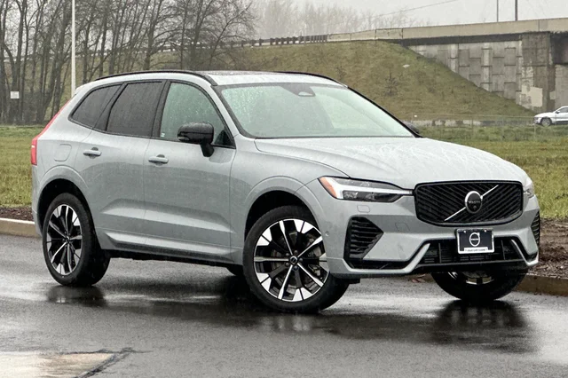 2026 Volvo XC60 Plug-In Hybrid Plus