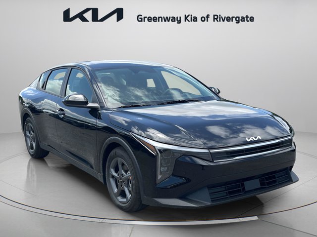 New 2026 Kia K4 LXS