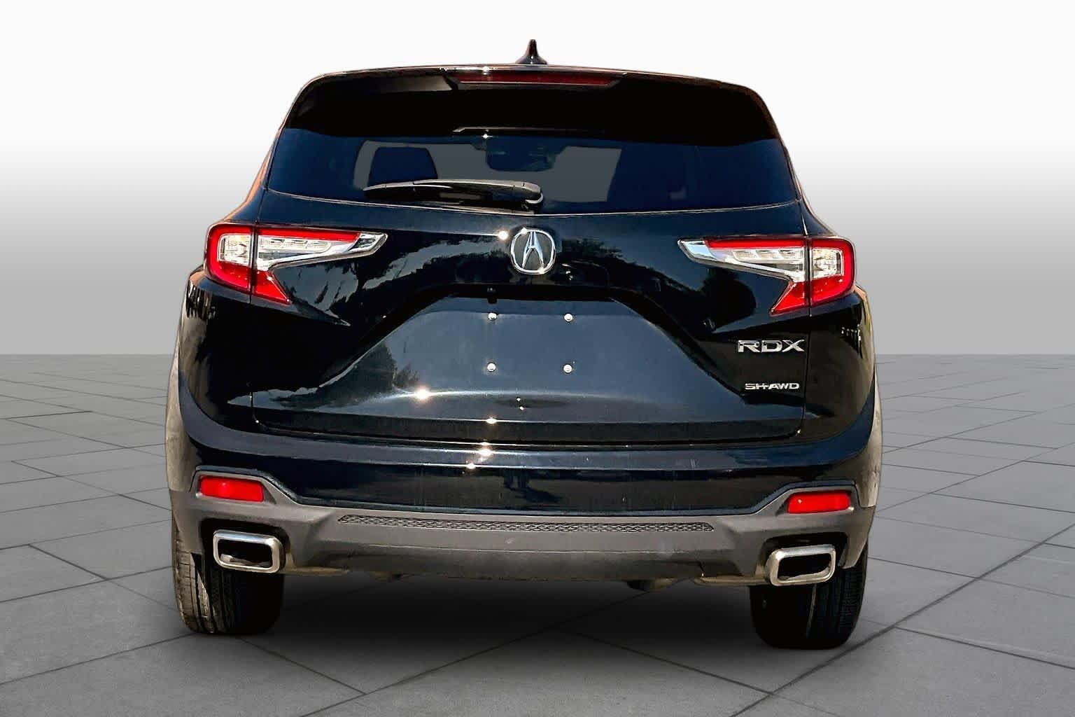Used 2023 Majestic Black Pearl Acura  image 5
