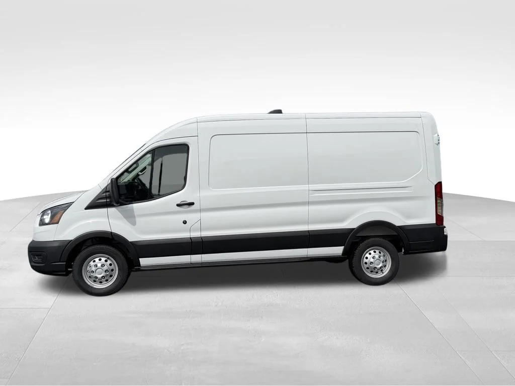 New 2026 Oxford White Ford Cargo Van image 4