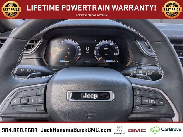 Used 2023 Silver Jeep Altitude image 32