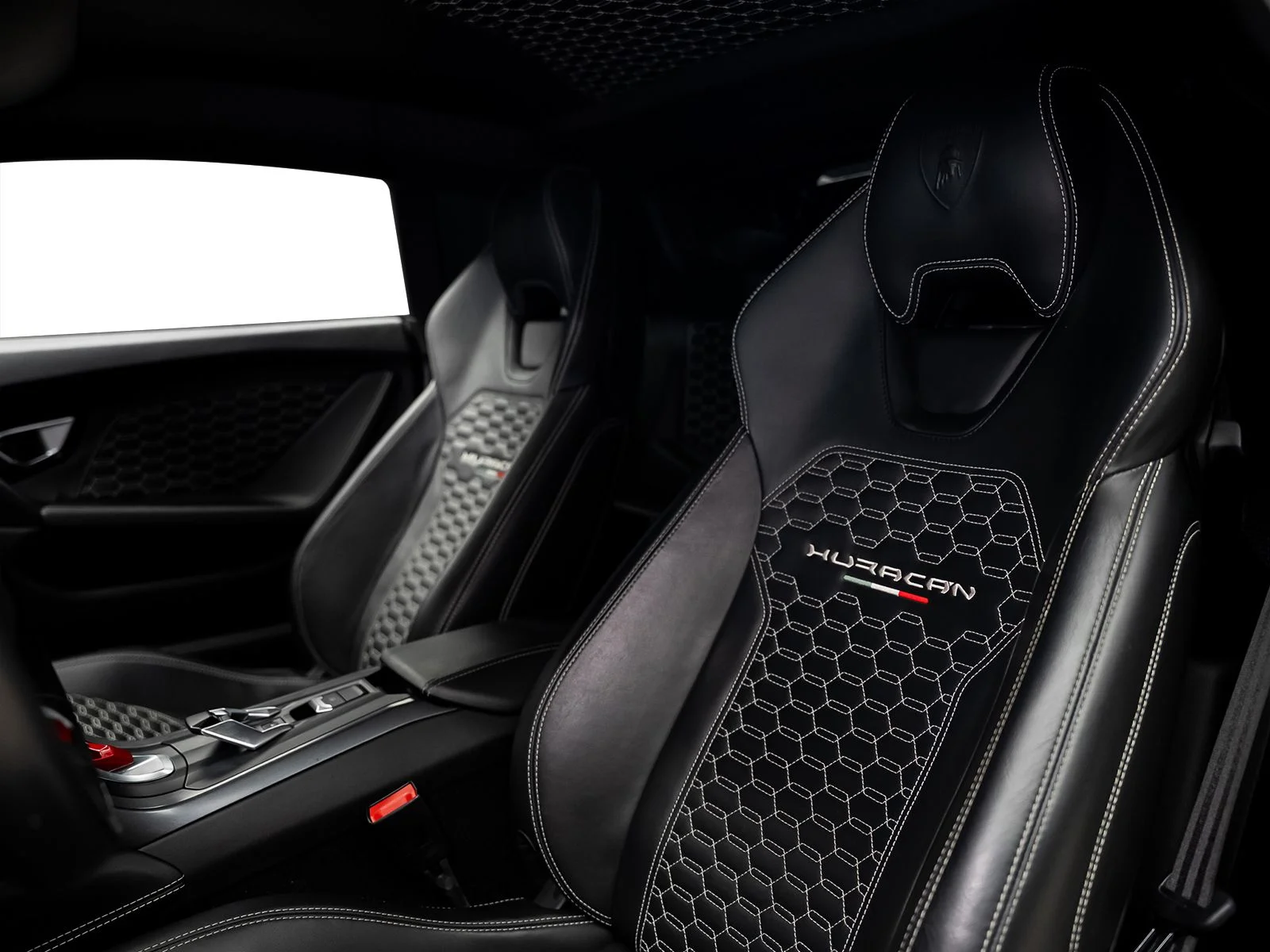 Used 2017 Black Lamborghini  image 32