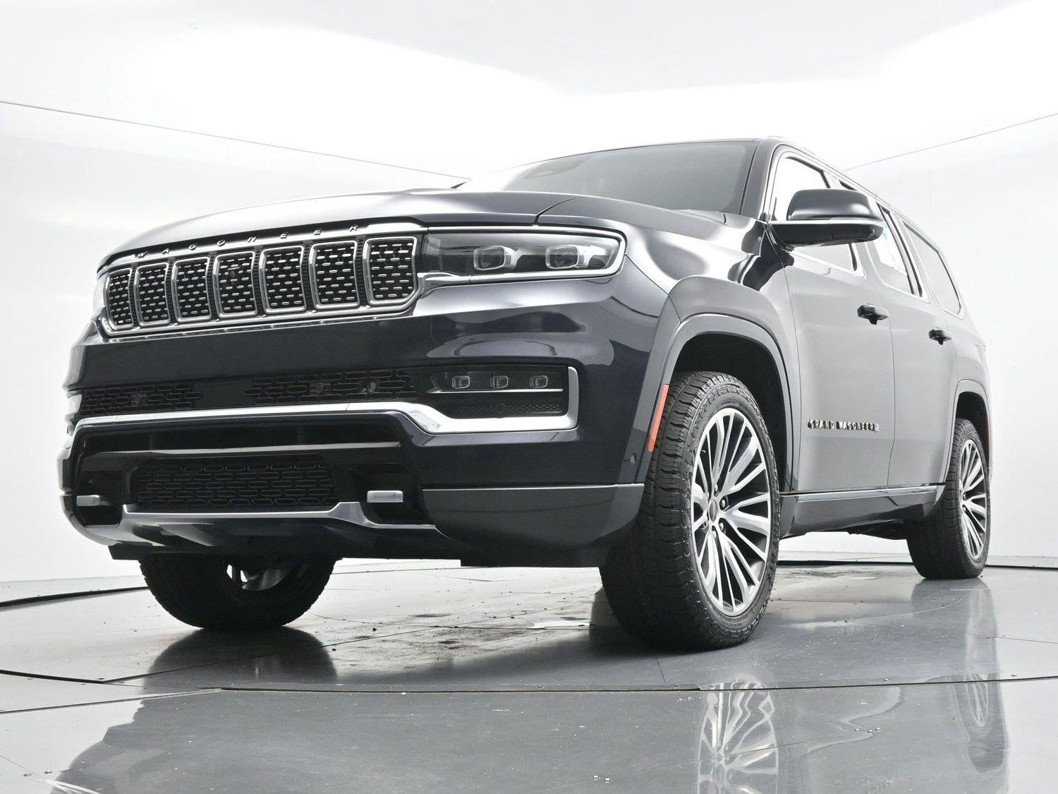 Used 2022 Blue Jeep Series III image 56