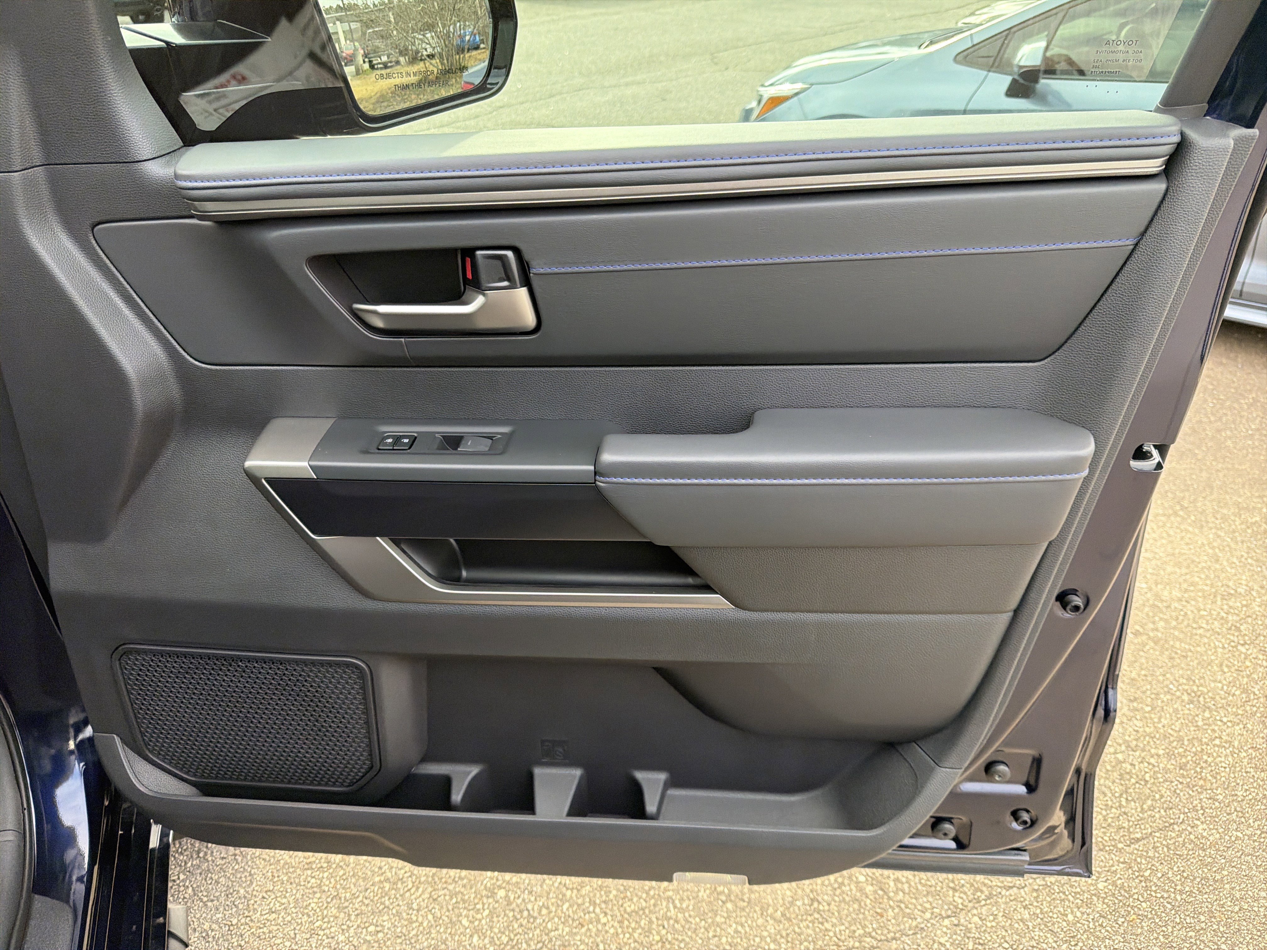 2026 Toyota Tundra Platinum - Photo 24