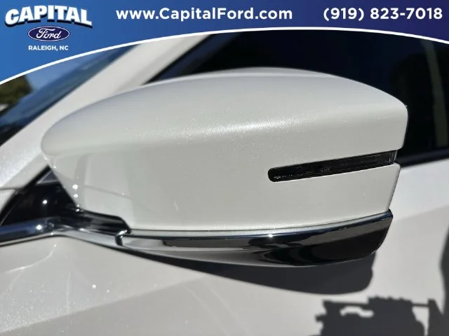 Used 2023 White Acura 3.5L image 12