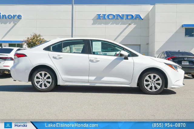 Used 2025 Ice Toyota LE image 6