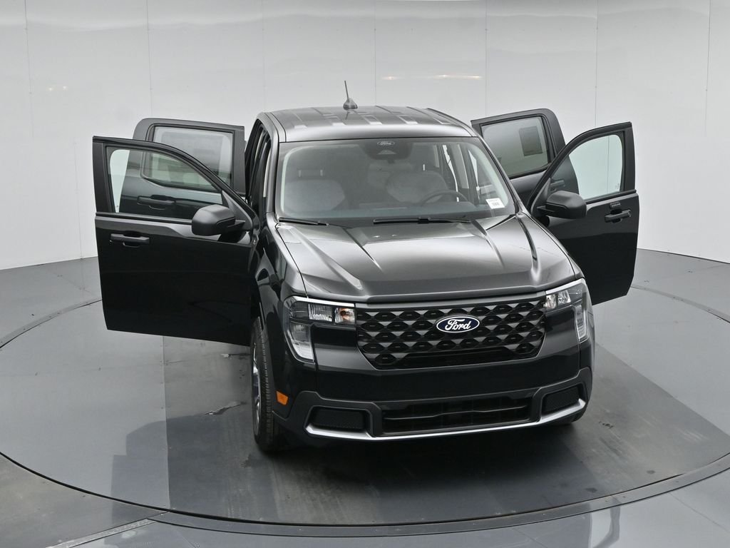New 2026 Shadow Black Ford XLT image 39