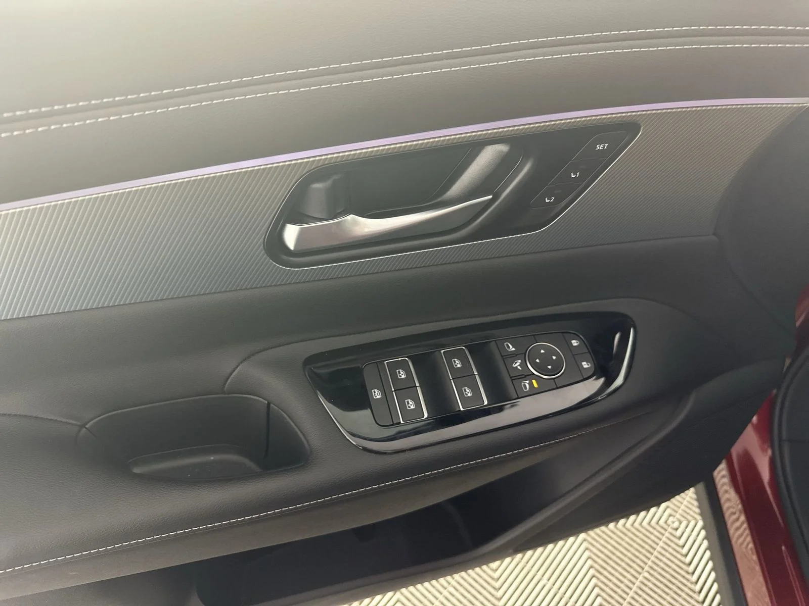 2025 Nissan Murano Platinum - Photo 13