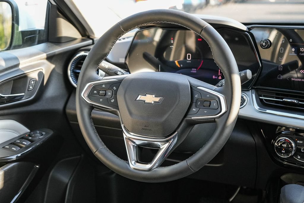2026 Chevrolet Trax LT - Photo 14