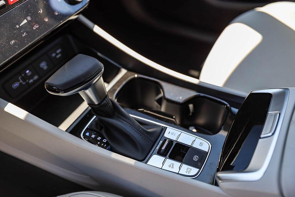 New 2026 Gray Hyundai SEL Plus FWD image 21