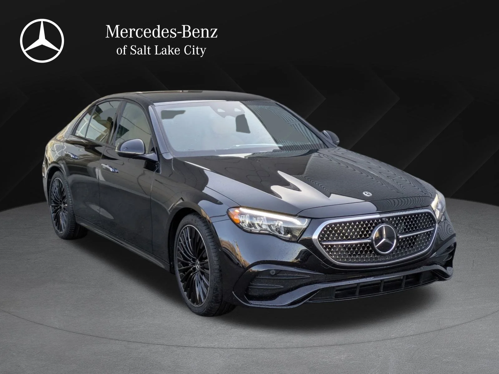 2026 Mercedes-Benz E-Class E450 4MATIC's photo