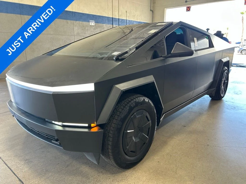 2025 Tesla Cybertruck All-Wheel Drive's photo