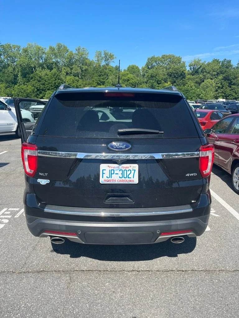 Used 2018 Black Ford XLT image 9