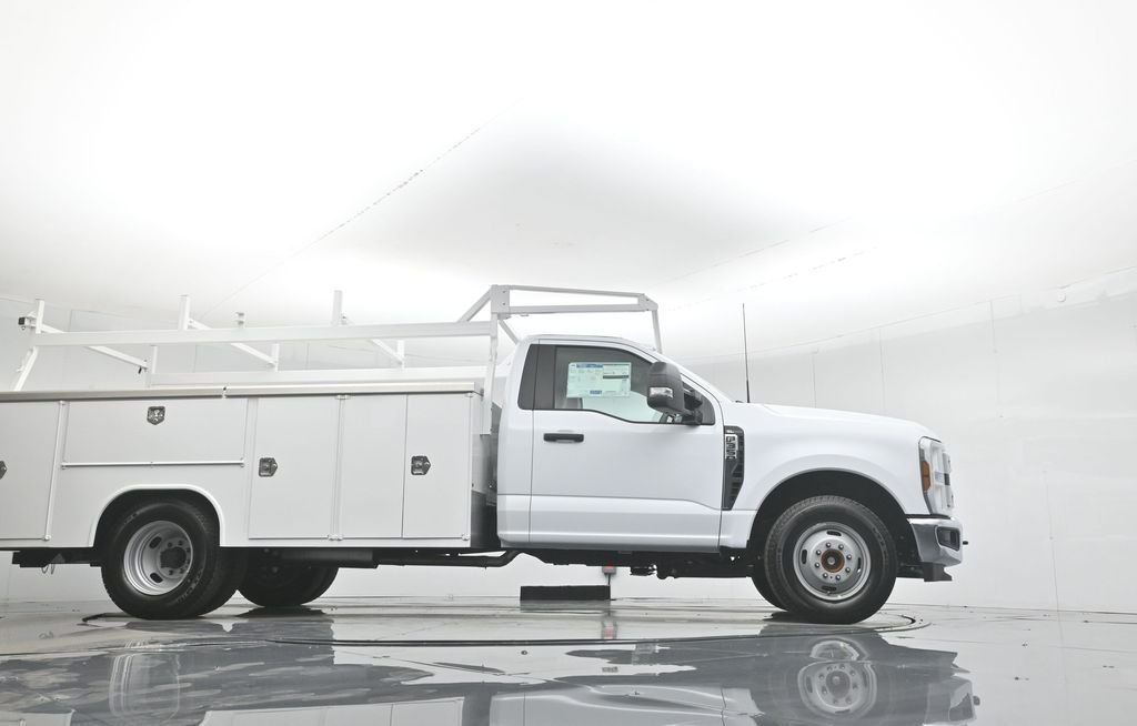New 2026 Oxford White Ford XL image 47