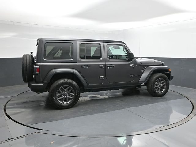 Used 2025 Gray Jeep Sport S image 8