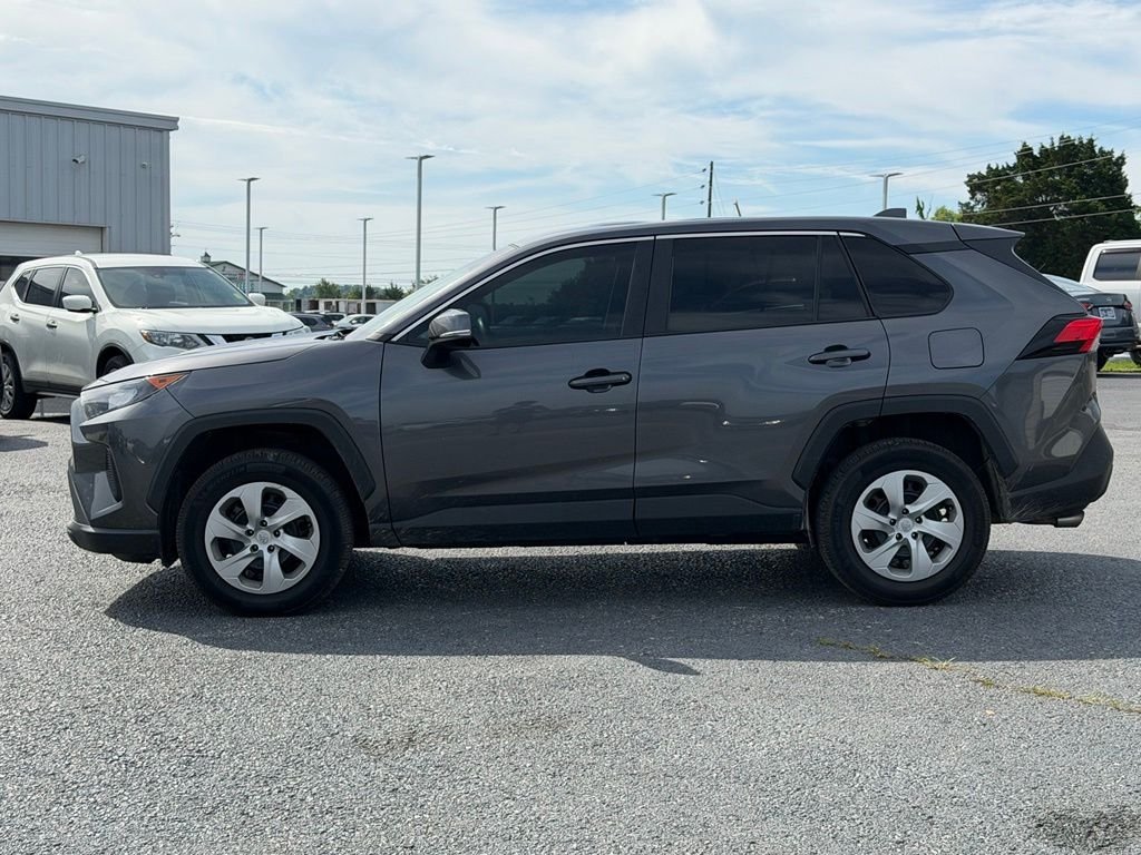 Used 2022 Gray Toyota LE image 7
