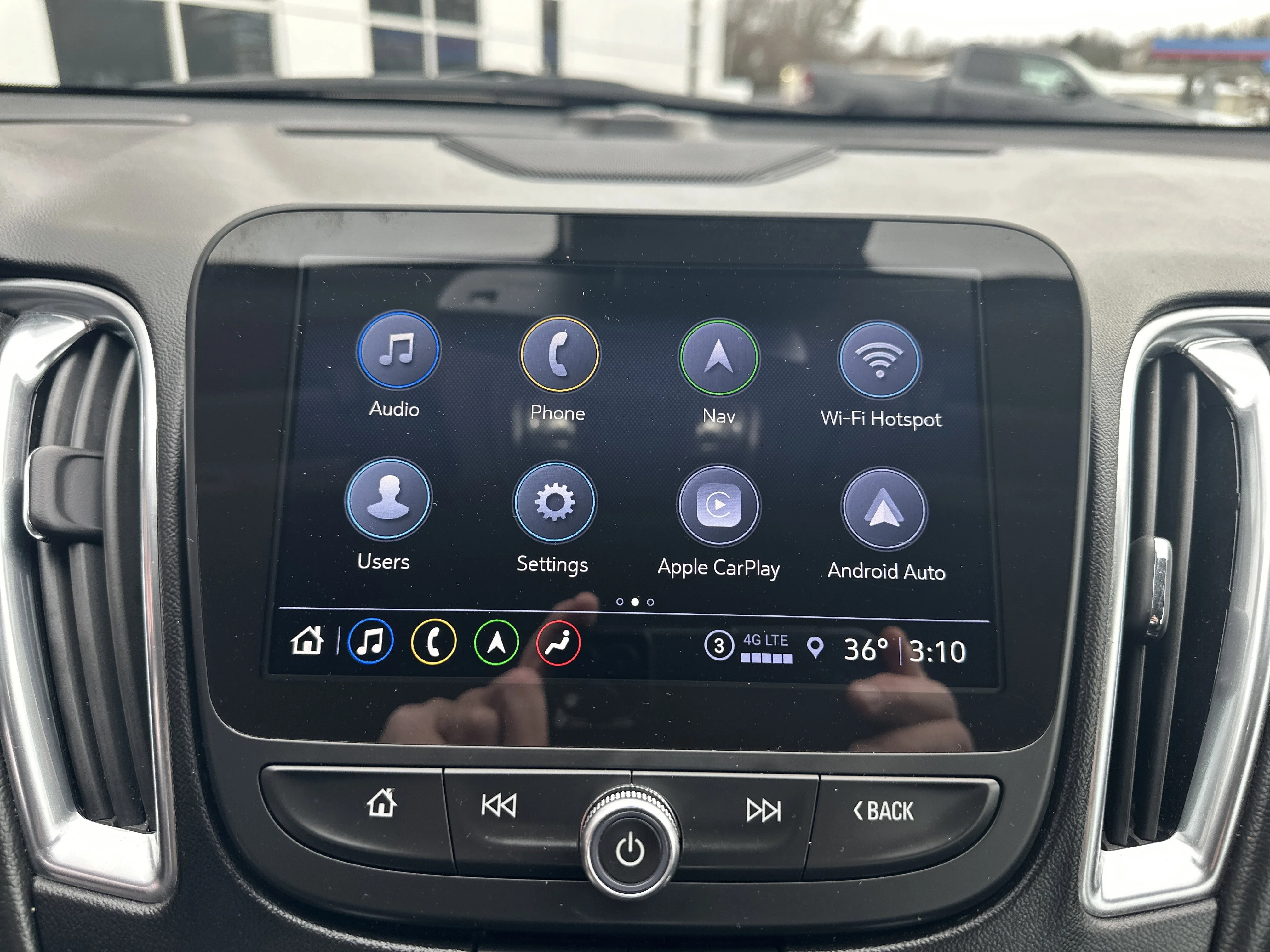 2024 Chevrolet Malibu 2LT - Photo 14