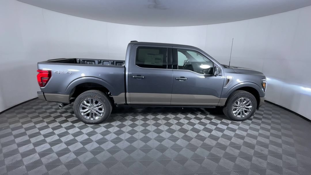 New 2026 Carbonized Gray Metallic Ford King Ranch image 9