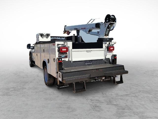 2024 Ford F-550 Super Duty Chassis Cab XL - Photo 33