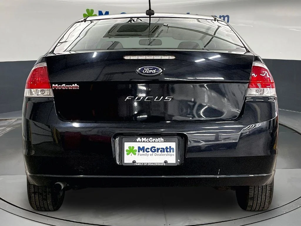 Used 2008 Black Ford S image 6